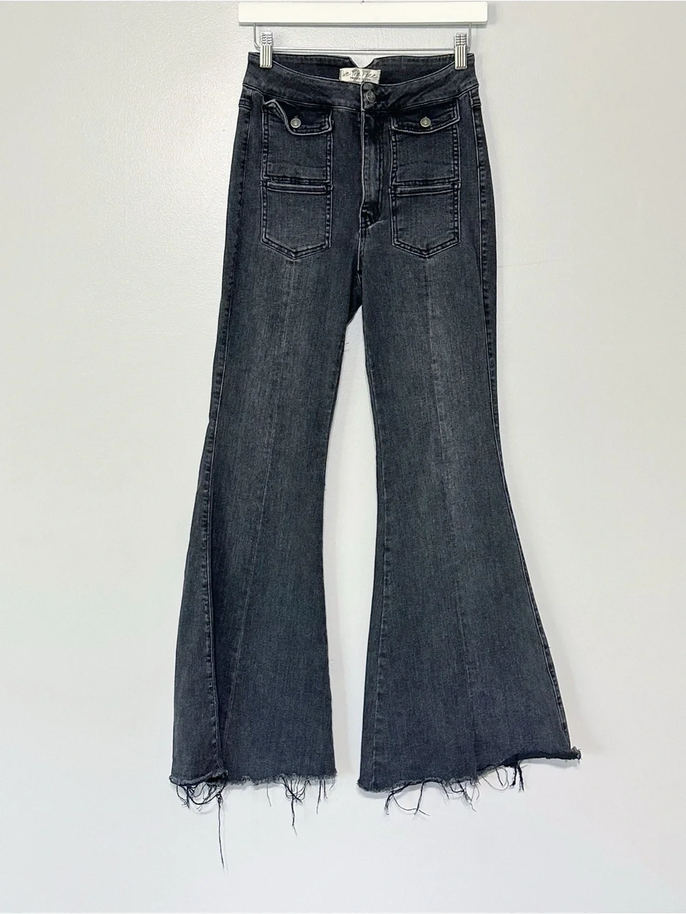 We the Free People‎ Crvy High Waisted Flare Jeans Raw Hem Size 27